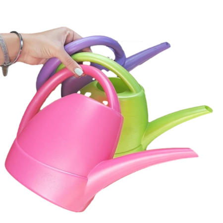 משפך להשקיית צמחים